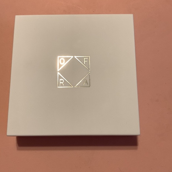 Ofra highlighter 🔸 - Picture 7 of 11